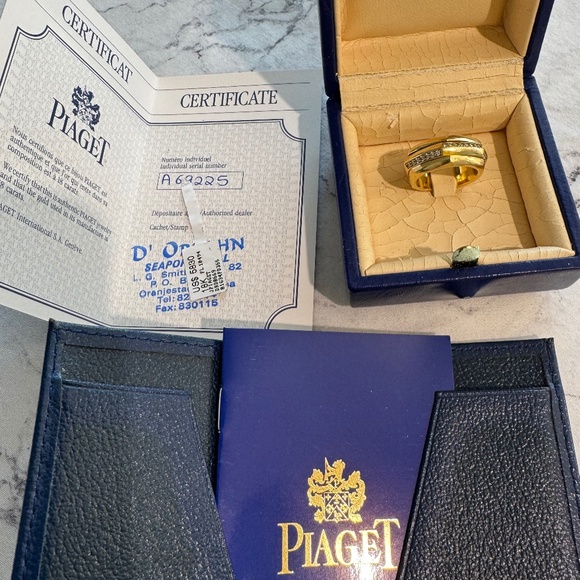 18Kt Yellow Gold Piaget Possession Diamond Ring - Picture 3 of 9